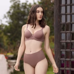 Conjunto de Brasier Copa Llana y Semi Hilo de Microfibra Corte Limpio